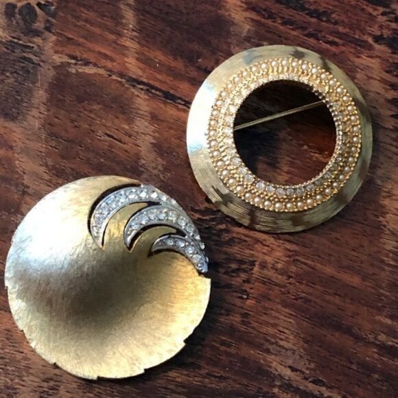 Vintage Jewelry - Two Vintage Brushed Gold Brooches